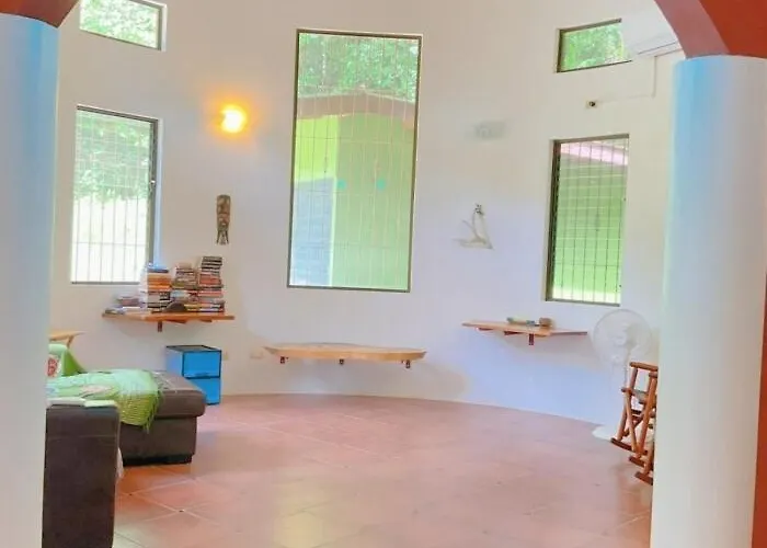 Сasa de vacaciones Casa Redonda Tranquil House 15 Minutes From Samara By Car *